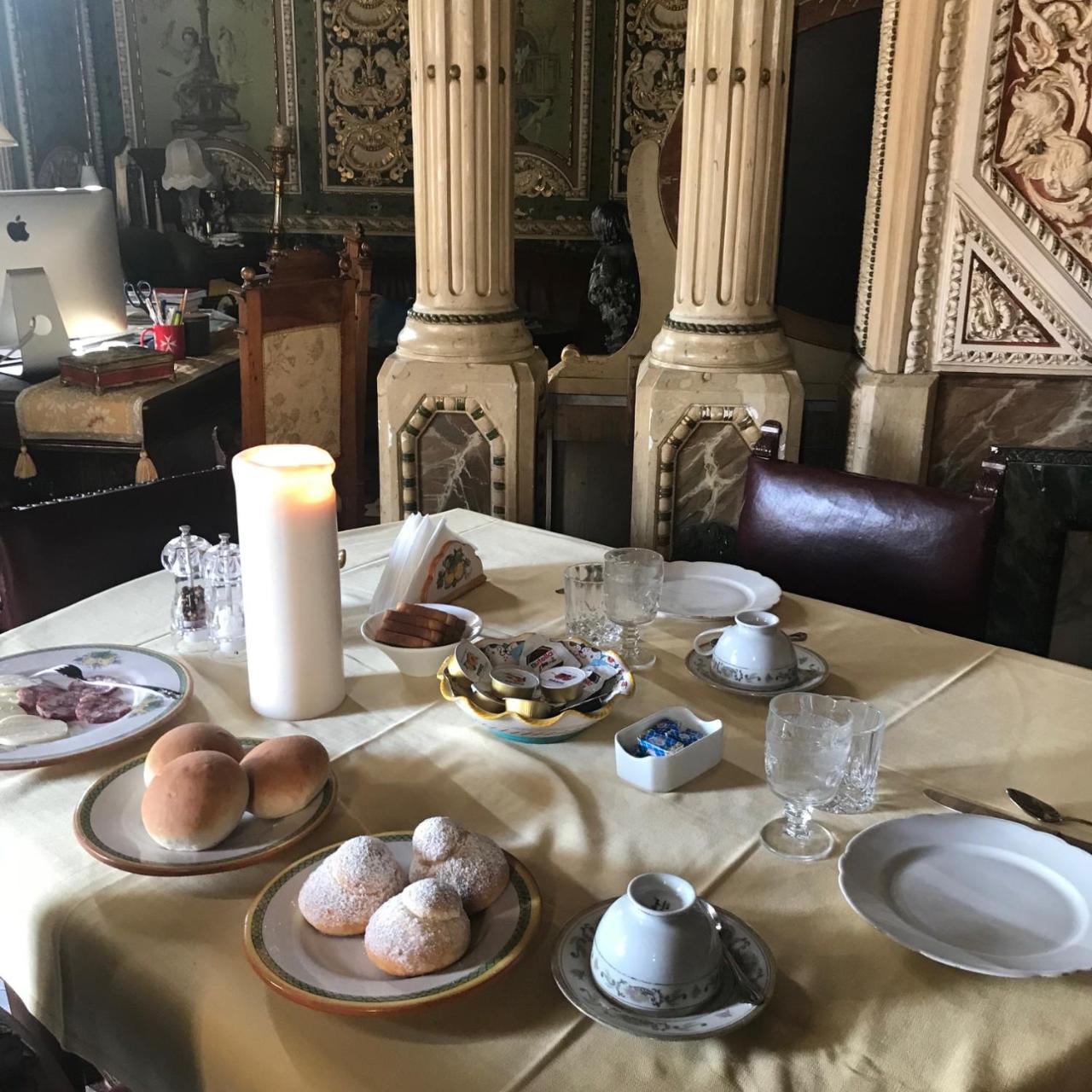 B&B Il Caravaggio Catánia Buitenkant foto